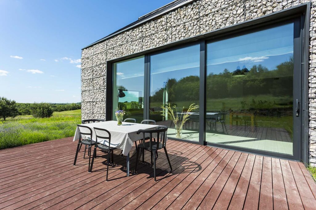 Rénovation fenêtre aluminium dans le Tarn : Modernité et isolation pour votre habitat