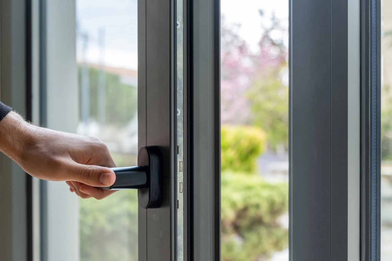 Fenêtres en aluminium à Albi et Gaillac : isolation, design et pose sur mesure
